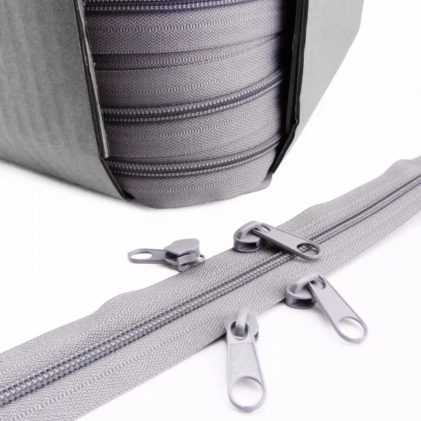 Ningbo sunshine import and export co., ltd. | no.3 nylon zipper roll long chain for garment